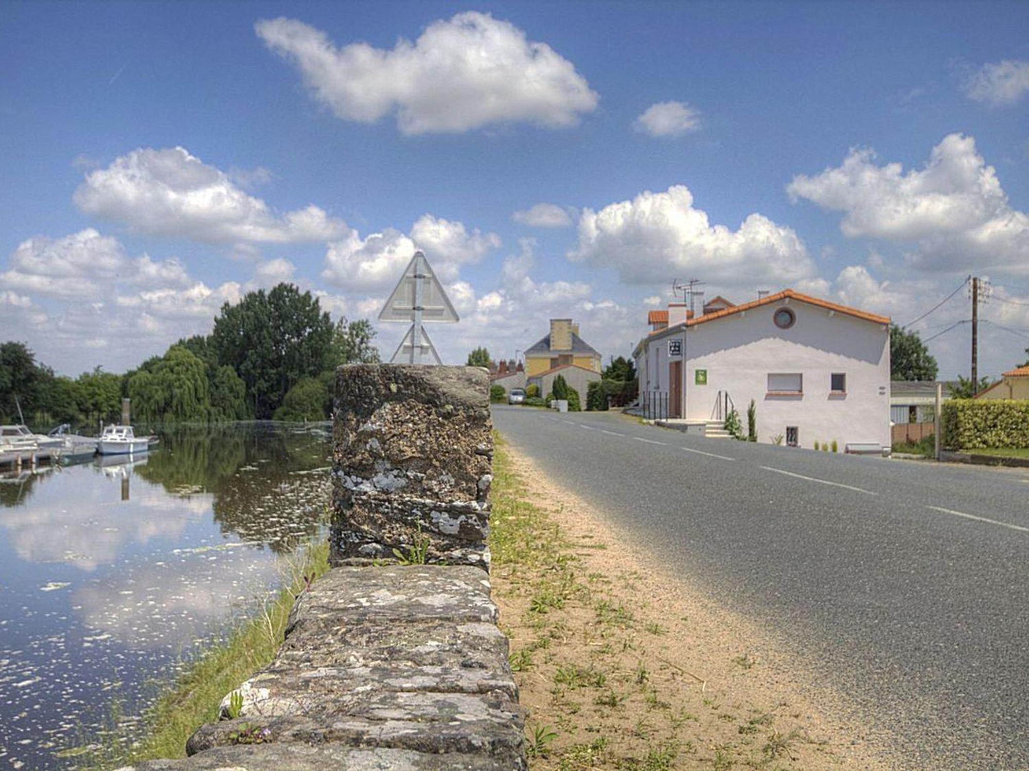Gite A Proximite De La Loire Avec Wi-Fi Et Equipement Bebe - Fr-1-306-814 La Chapelle-Basse-Mer Dış mekan fotoğraf